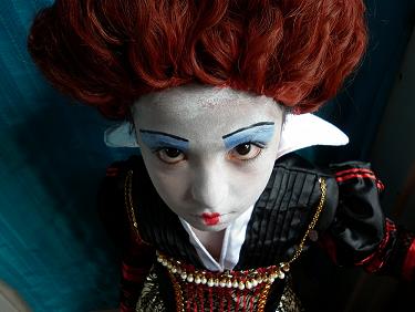 stockvault-the-queen-red115722